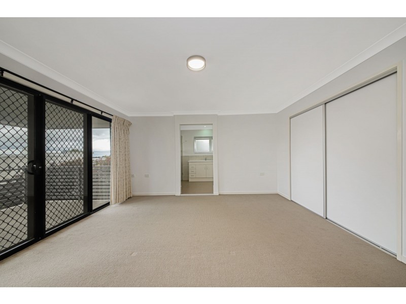 80 John Markwell Parade, Daisy Hill QLD 4127