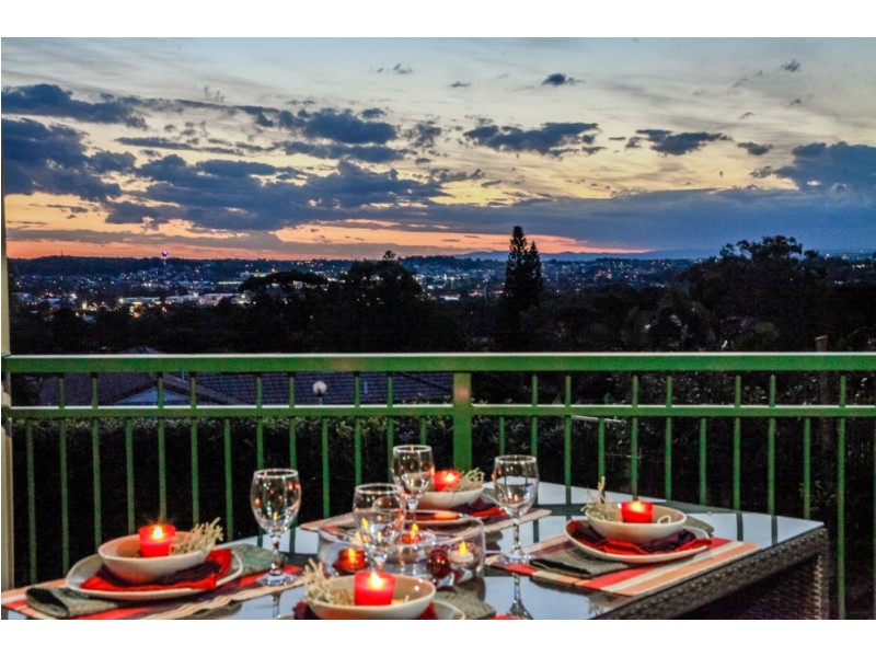 221 Springwood Road, Springwood QLD 4127