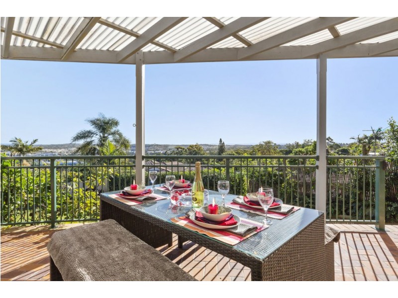 221 Springwood Road, Springwood QLD 4127