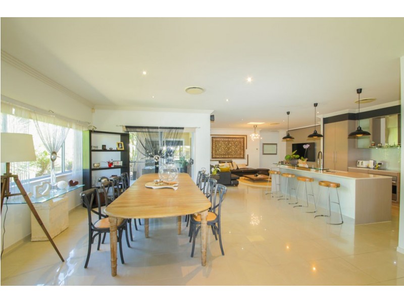 20 Rainbow Circuit, Coomera Waters QLD 4209