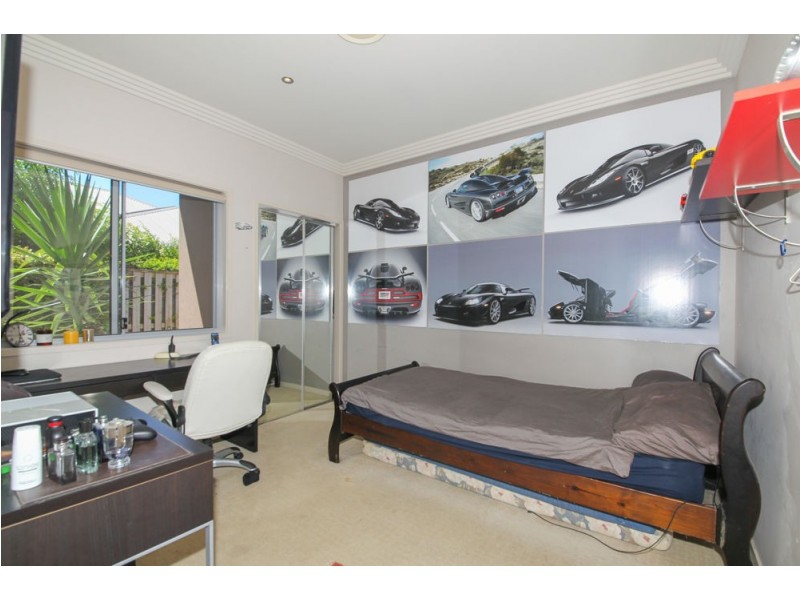 20 Rainbow Circuit, Coomera Waters QLD 4209