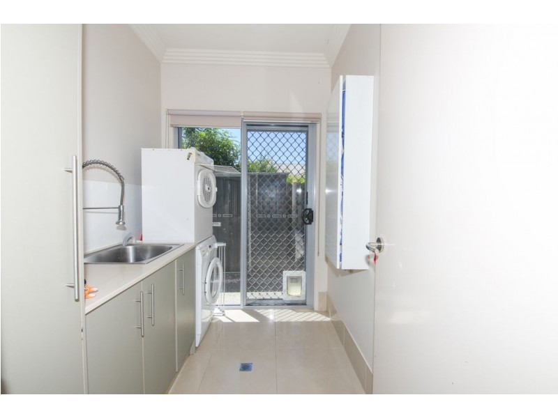 20 Rainbow Circuit, Coomera Waters QLD 4209