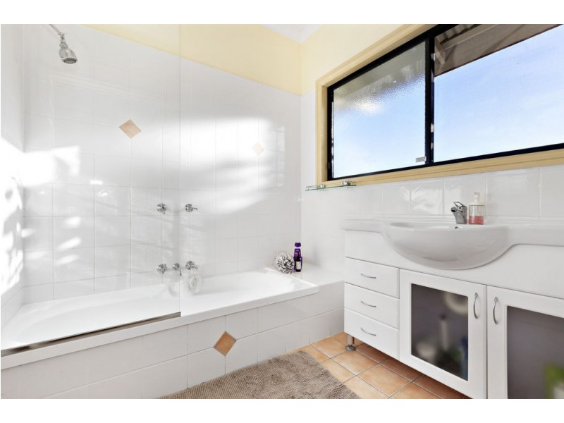 34 Burows Road, Alberton QLD 4207