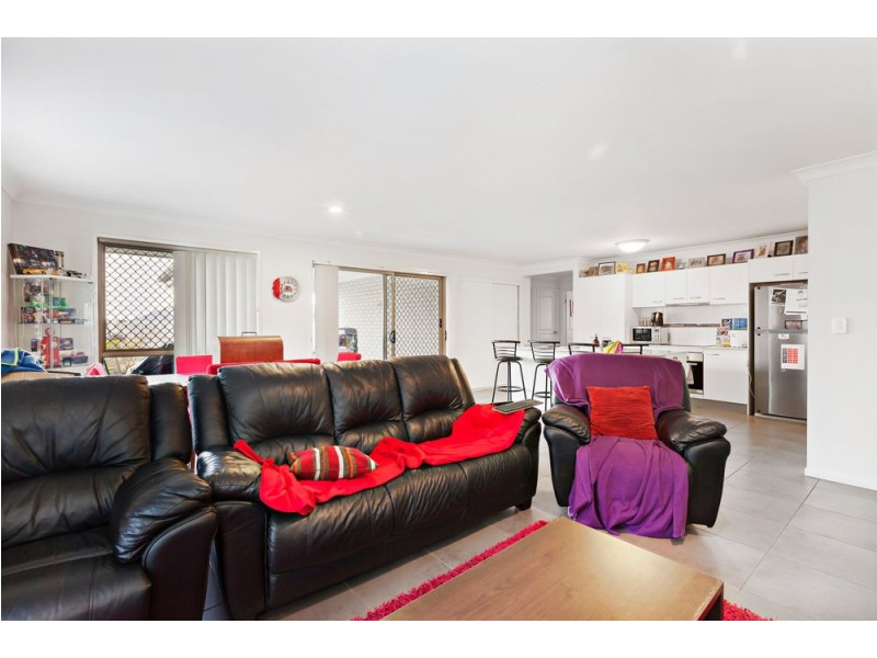 5 Sunridge Circuit, Bahrs Scrub QLD 4207