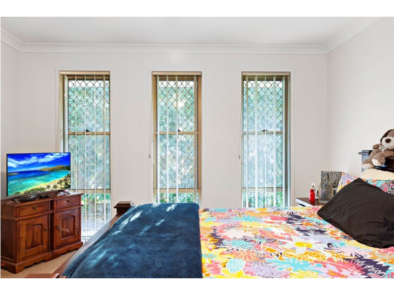5 Sunridge Circuit, Bahrs Scrub QLD 4207