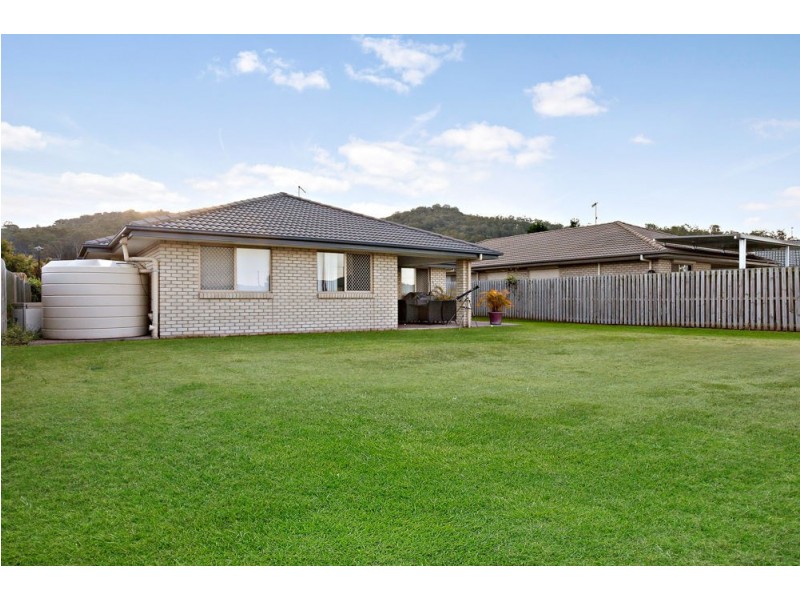 5 Sunridge Circuit, Bahrs Scrub QLD 4207