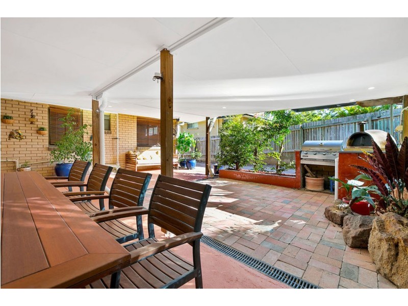 8 Jillian Court, Springwood QLD 4127