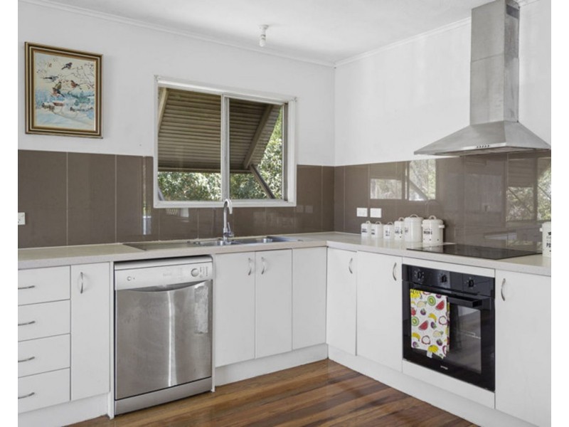 34 Maple Street, Kingston QLD 4114