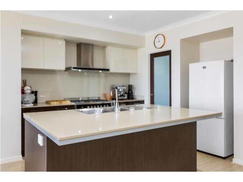2 Daniels Lane, Yarrabilba QLD 4207