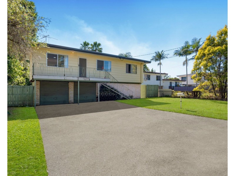 33 Bellatrix Drive, Kingston QLD 4114