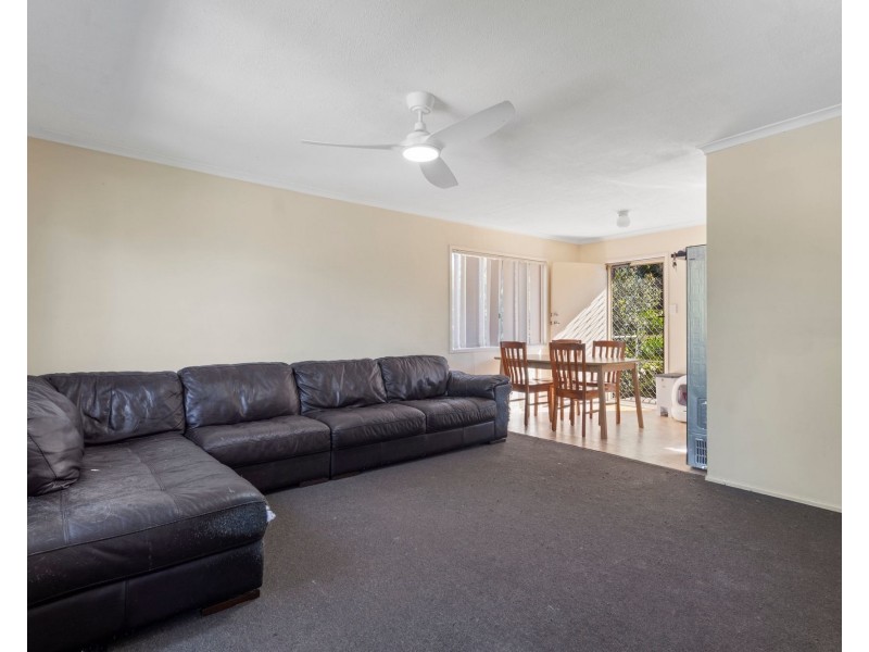 33 Bellatrix Drive, Kingston QLD 4114