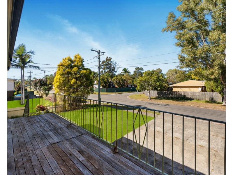 33 Bellatrix Drive, Kingston QLD 4114