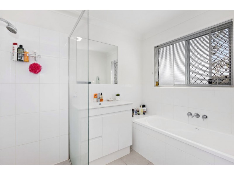 17 Bellatrix Drive, Kingston QLD 4114