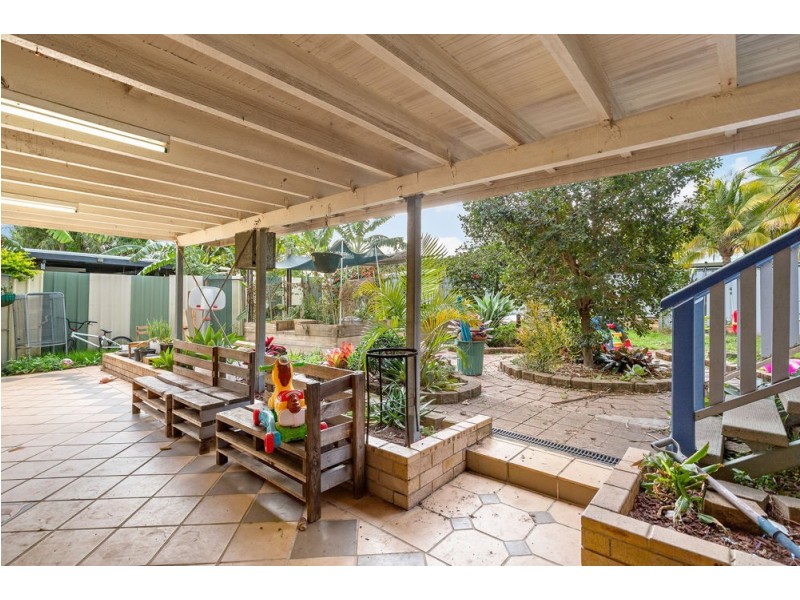 6 Redwood Street, Kingston QLD 4114