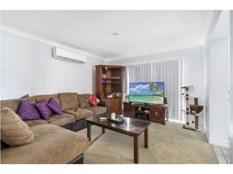 68 Lake Manchester Street, Logan Reserve QLD 4133