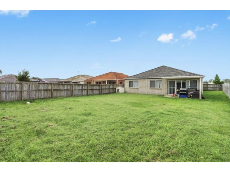 68 Lake Manchester Street, Logan Reserve QLD 4133