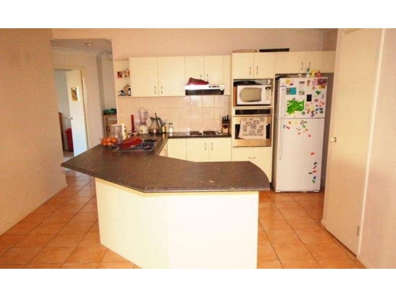 78 Lindfield St, Parkinson QLD 4115