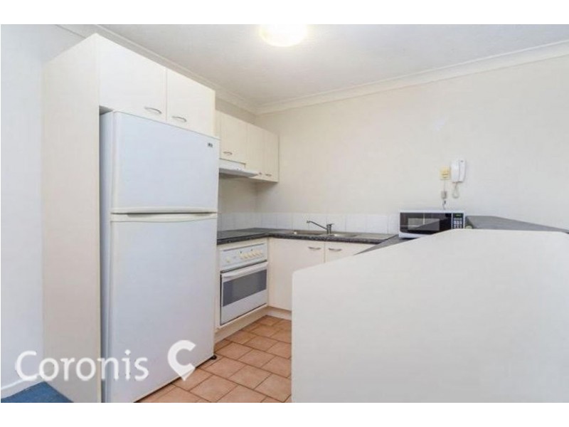 1/14 Spendelove Avenue, Southport QLD 4215