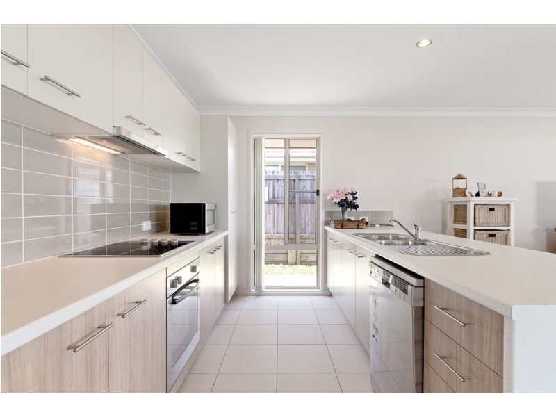3 Oasis Court, Marsden QLD 4132