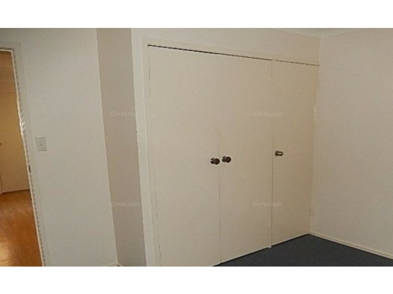 4/4 Ramu Street, Eagleby QLD 4207