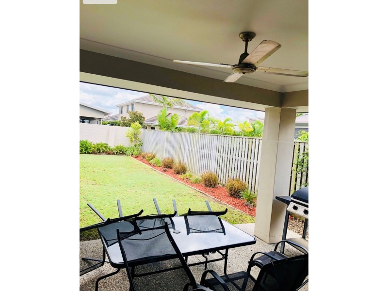 7 Flybridge Way, Hope Island QLD 4212