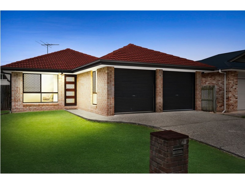 25 Lakes Entrance, Meadowbrook QLD 4131