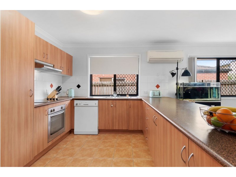 25 Lakes Entrance, Meadowbrook QLD 4131