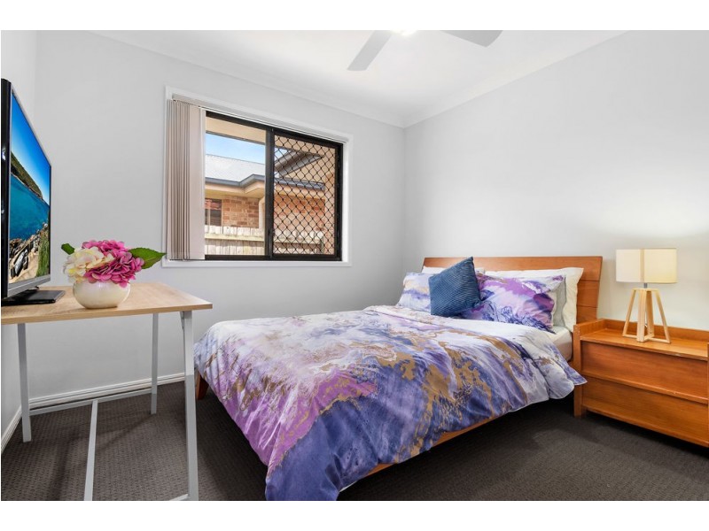 25 Lakes Entrance, Meadowbrook QLD 4131