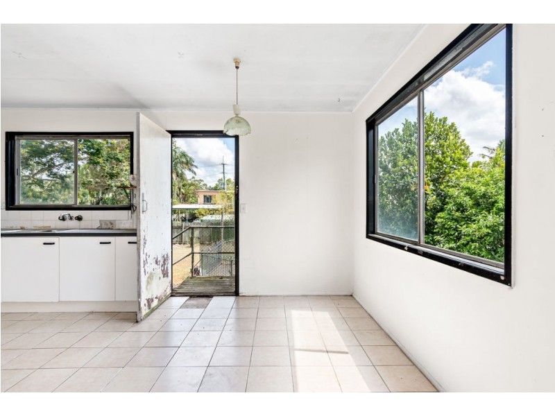11 Caesar Street, Kingston QLD 4114