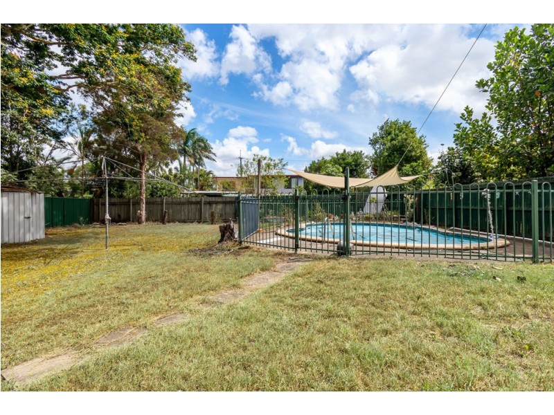 11 Caesar Street, Kingston QLD 4114