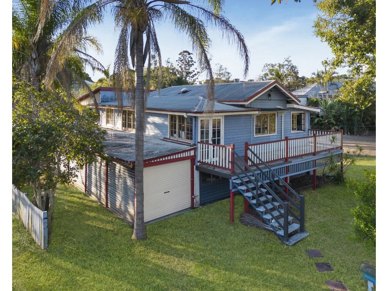 14 Donaldson Street, Norman Park QLD 4170