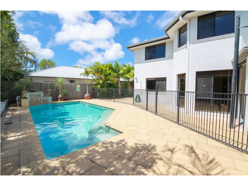 4 Anitra Lane, Coomera Waters QLD 4209