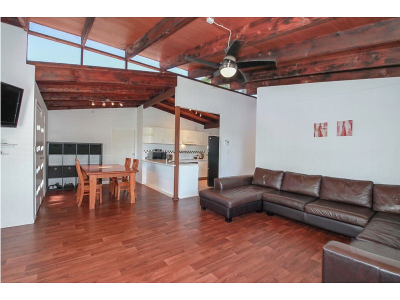 26 Hepworth Street, Arundel QLD 4214