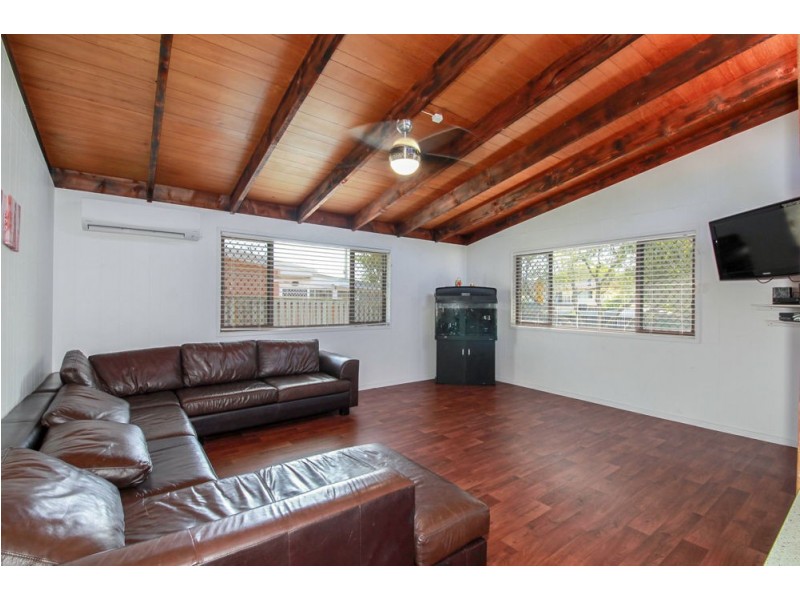 26 Hepworth Street, Arundel QLD 4214