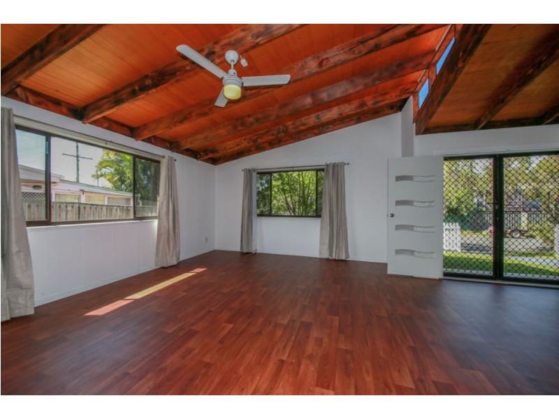 26 Hepworth Street, Arundel QLD 4214