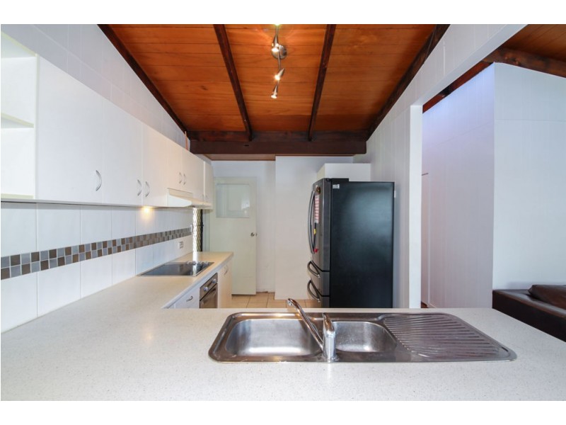 26 Hepworth Street, Arundel QLD 4214