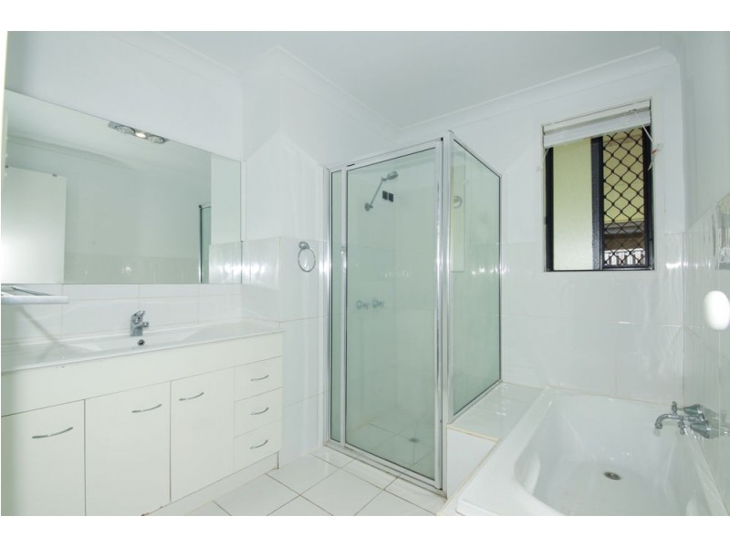 26 Hepworth Street, Arundel QLD 4214