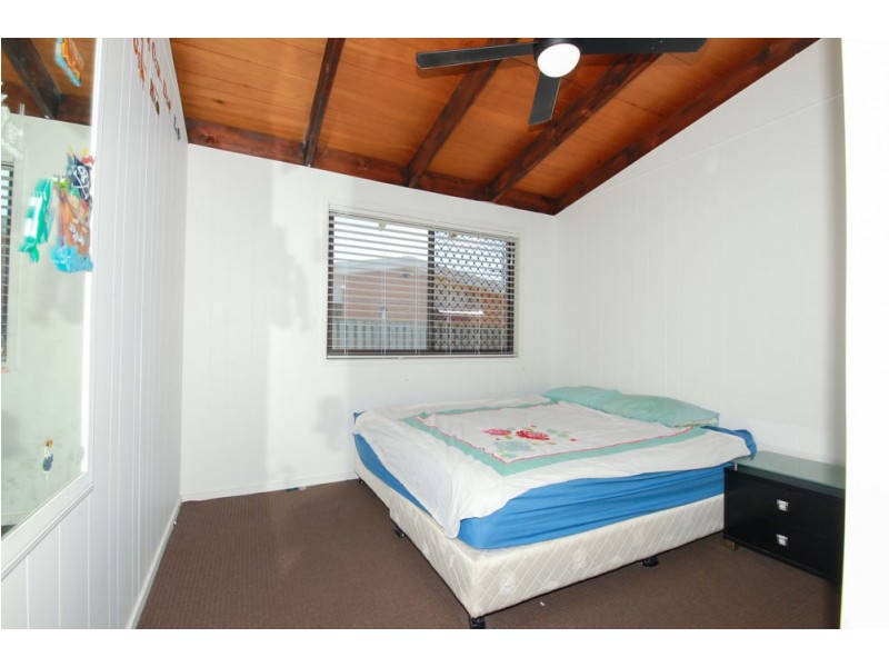 26 Hepworth Street, Arundel QLD 4214