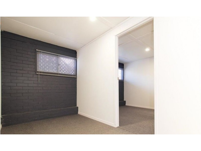 60 Ewing Road, Woodridge QLD 4114