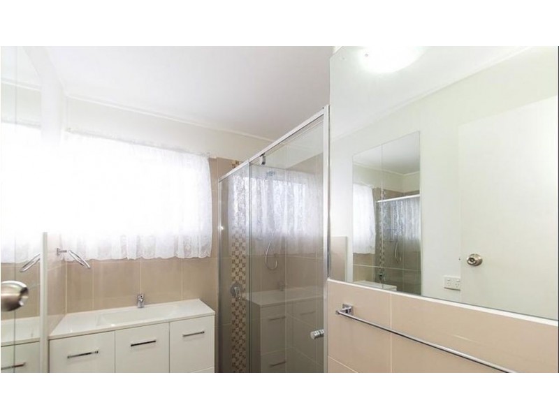 60 Ewing Road, Woodridge QLD 4114