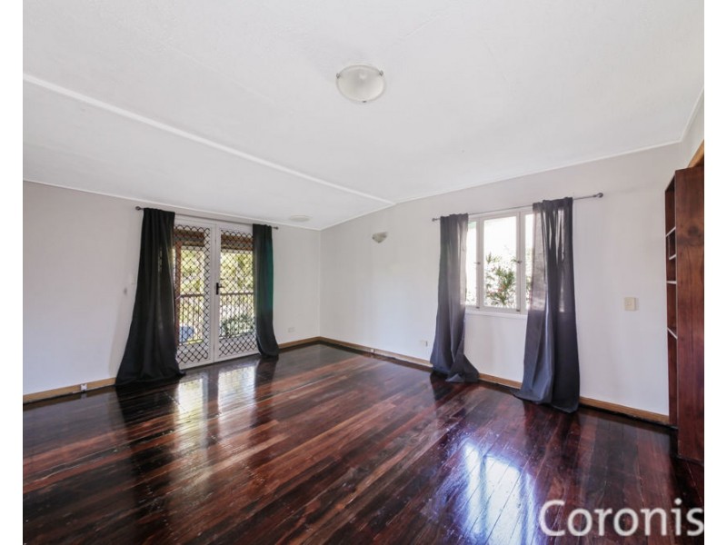 32 Bruce Road, Woodridge QLD 4114