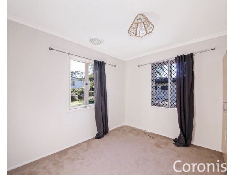 32 Bruce Road, Woodridge QLD 4114