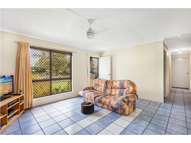 28 Lyngrove Street, Kingston QLD 4114