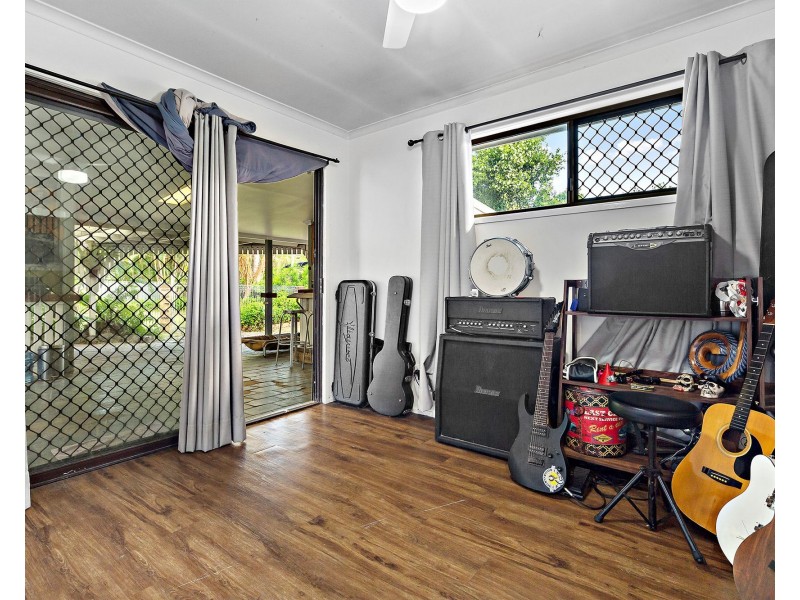 71 Monmouth St, Eagleby QLD 4207