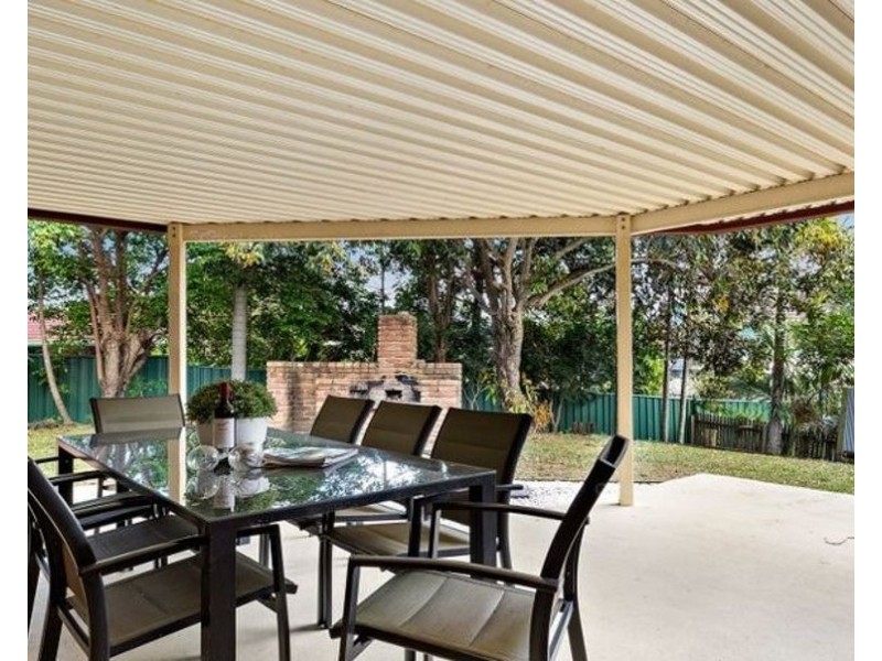 5 Maneroo Ct, Springwood QLD 4127