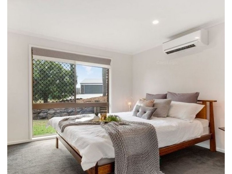 5 Maneroo Ct, Springwood QLD 4127