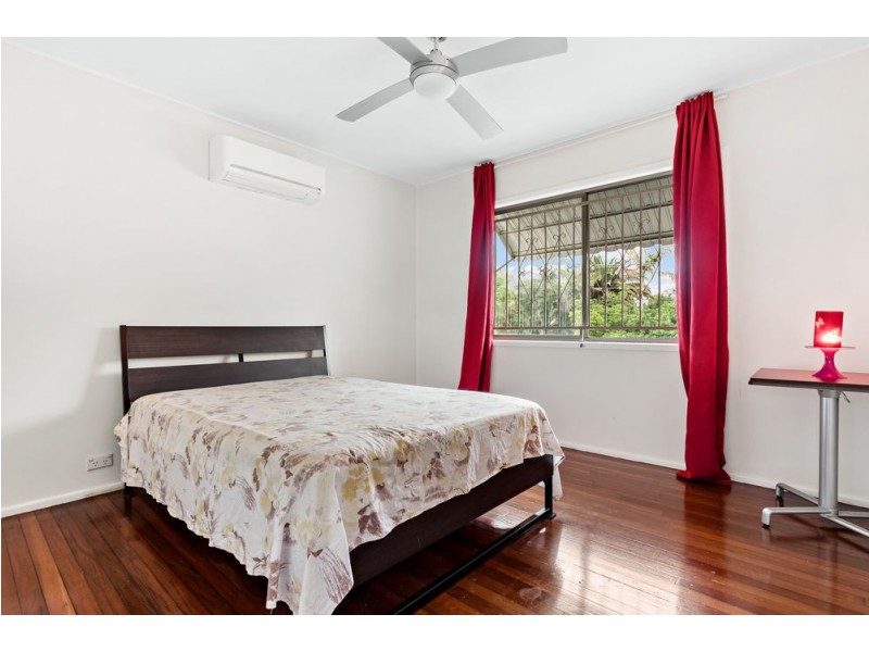 100 Queens Road, Slacks Creek QLD 4127