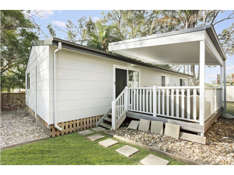 17 & 17A Bellatrix Drive, Kingston QLD 4114