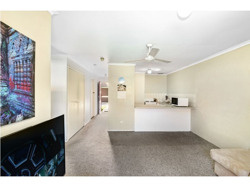 6/33 Clare Road, Kingston QLD 4114