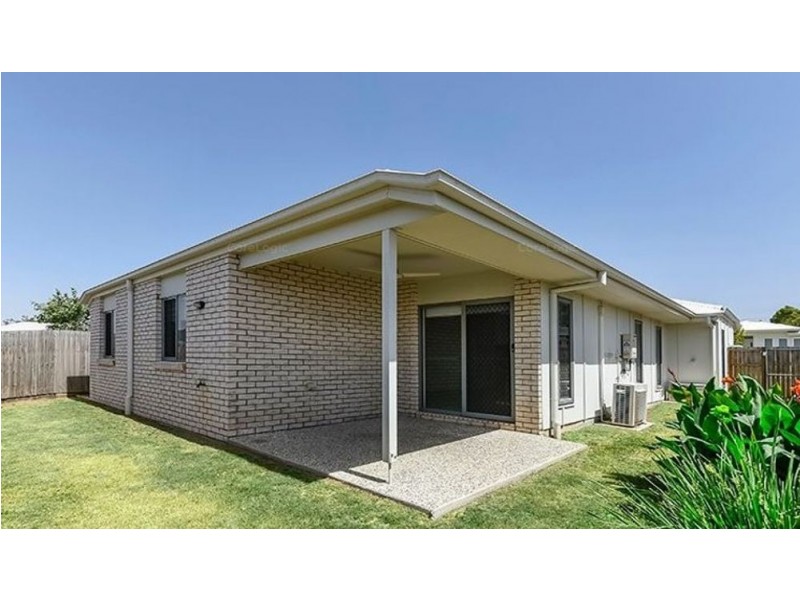 8 Mount Barney Cres, Park Ridge QLD 4125